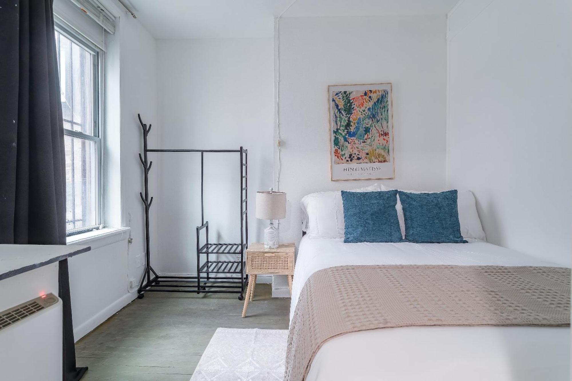 Apartment Unbeatable Location! 3bd 1ba Near Nyc's Popular Attractions! New York